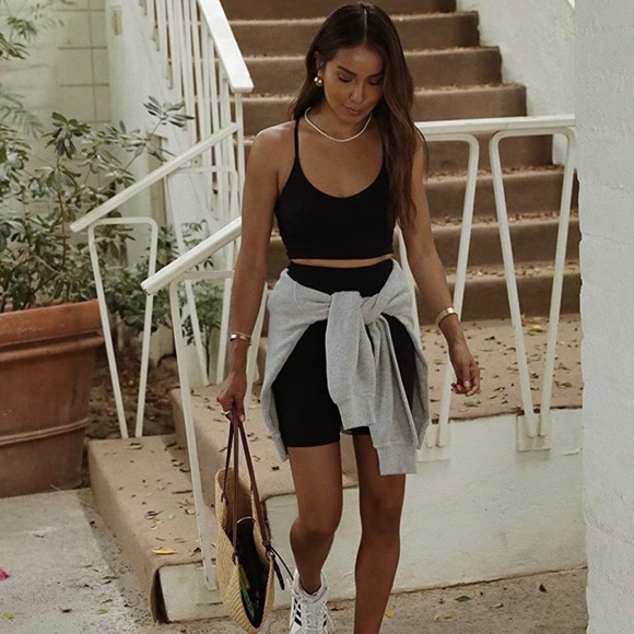 NWT Bandier x Sincerely Jules The Bryn 7" Biker Short - Picture 5 of 11